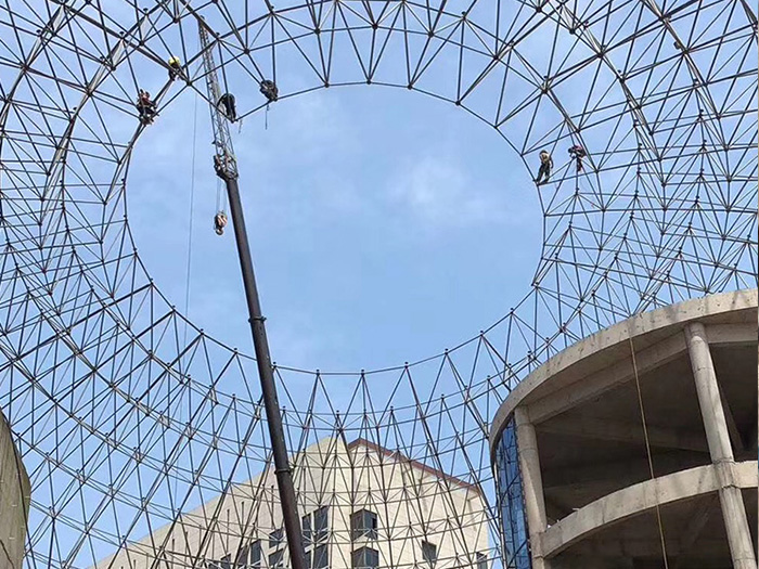 五大连池网架钢结构工程有限公司